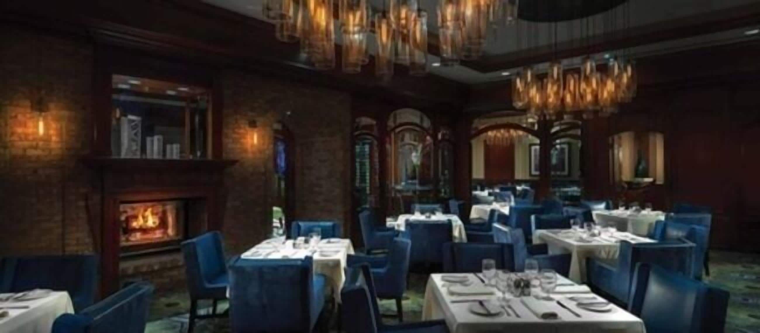 5 restaurants, breakfast served