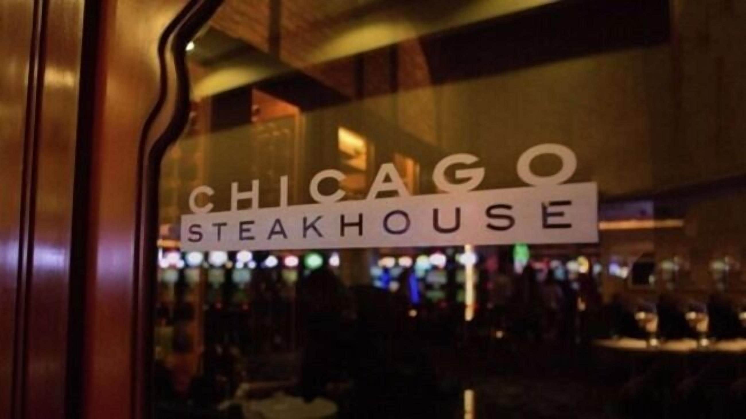 5 restaurants, breakfast served