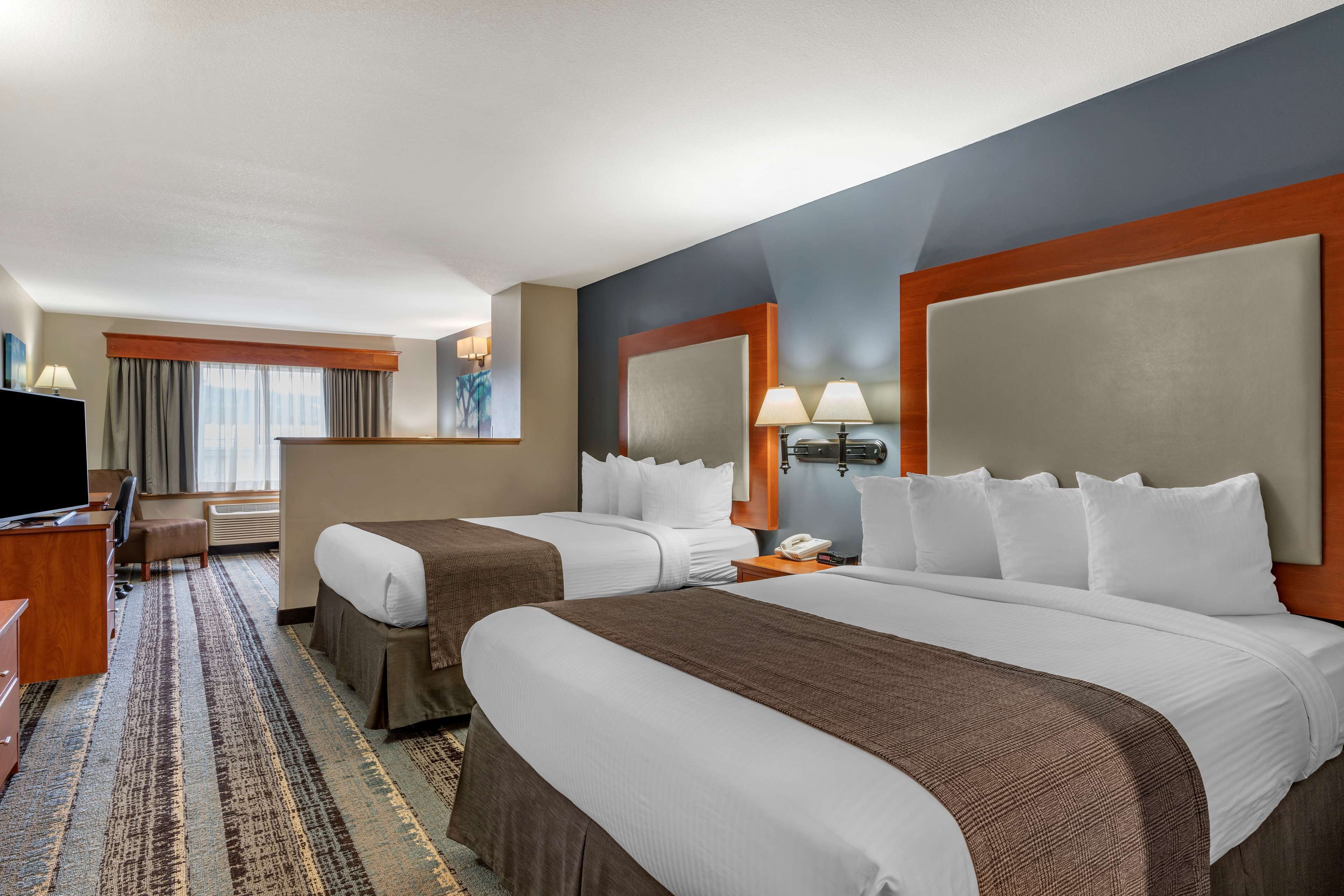 Premium bedding, pillow-top beds, desk, iron/ironing board