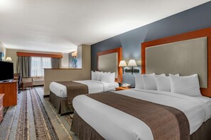 Ropa de cama de alta calidad, camas con pillow-top y escritorio