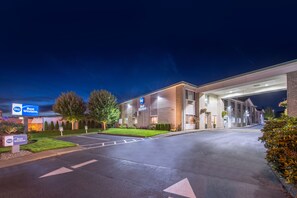 Front of property – evening/night