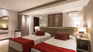 1 bedroom, premium bedding, minibar, in-room safe