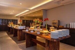 Desayuno buffet incluido todos los días 