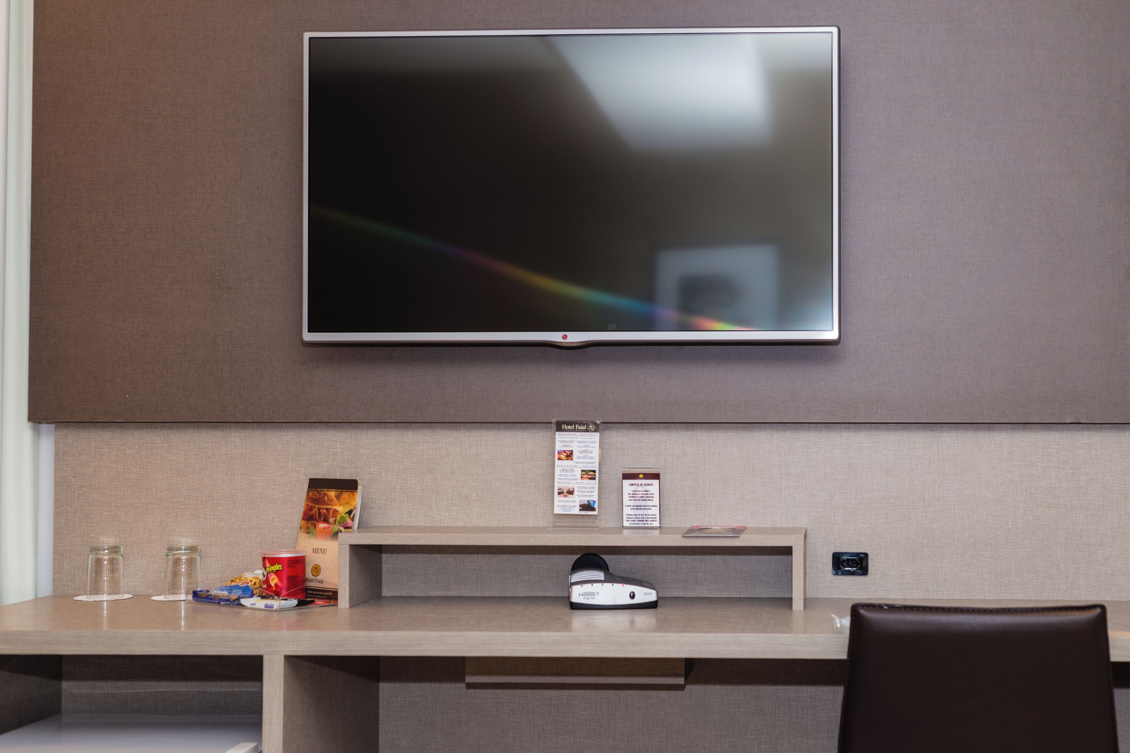 1 bedroom, premium bedding, minibar, in-room safe