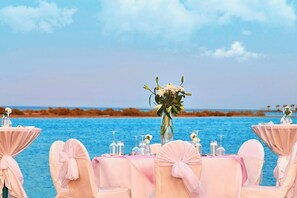 Private beach, sun-loungers, beach umbrellas, beach towels