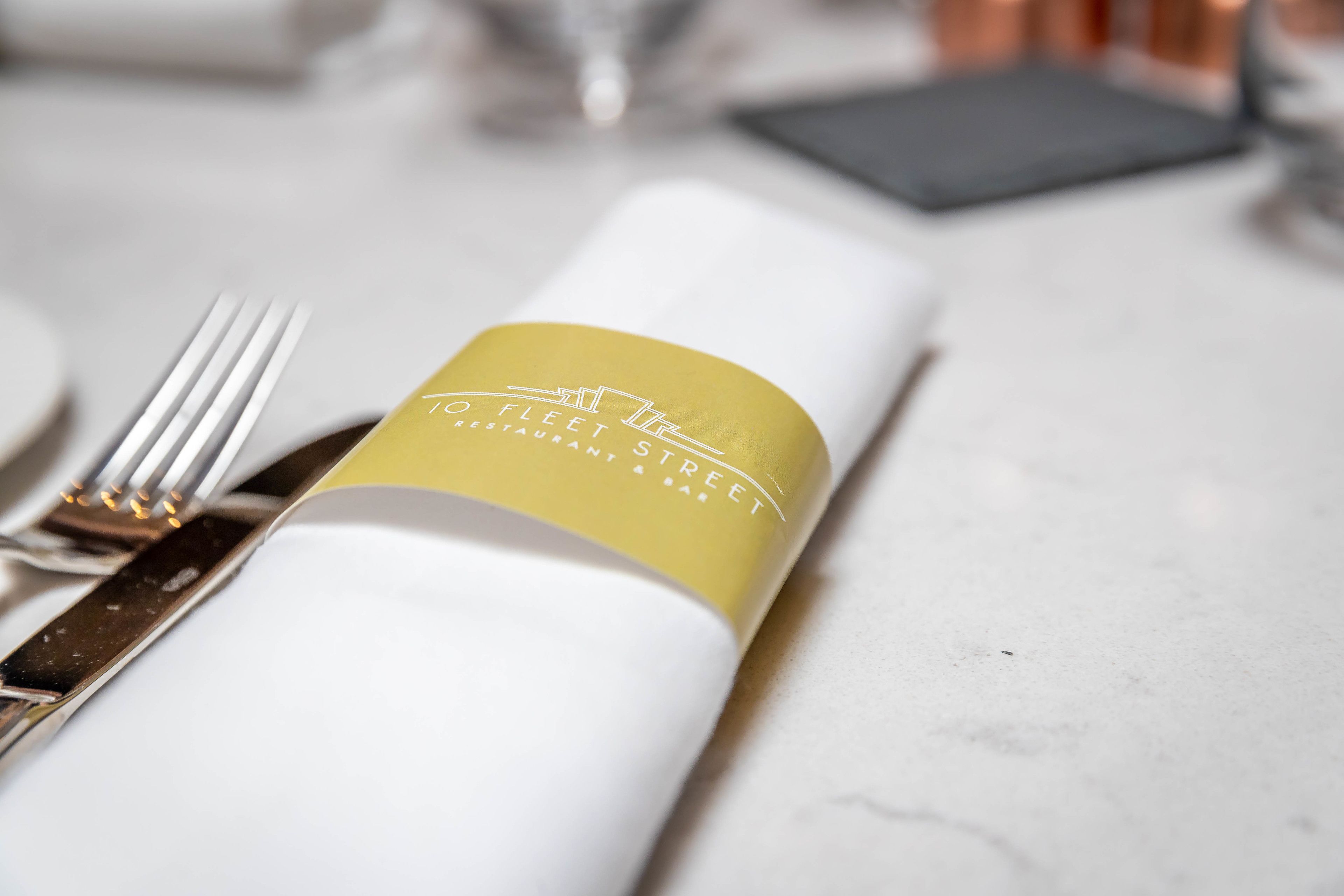 breakfast, lunch and dinner served