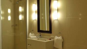 Free toiletries, hair dryer, towels