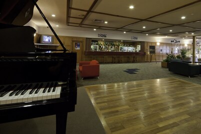 Distinction Hamilton Hotel & Conference Centre