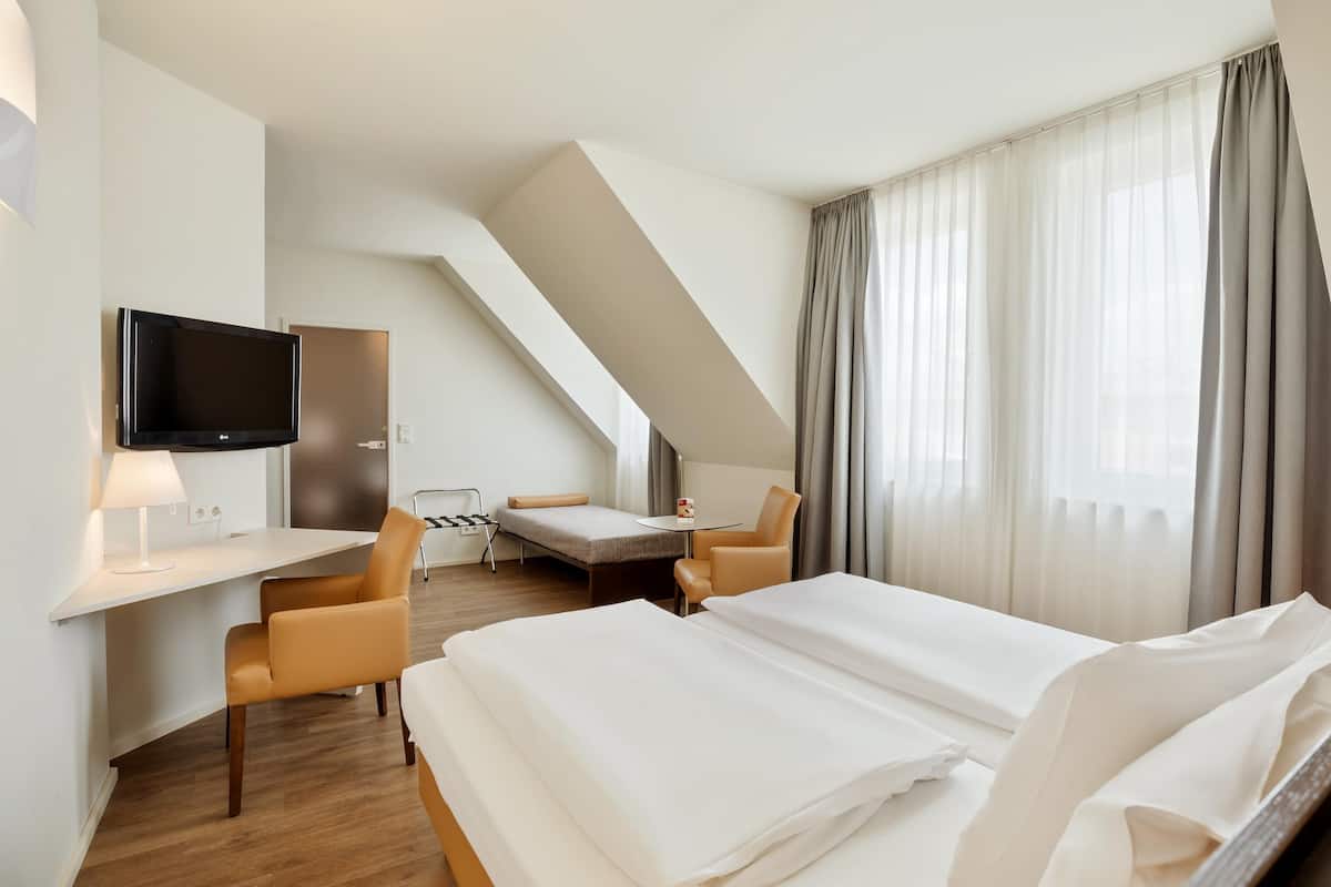 1 habitación, minibar, caja de seguridad en la habitación y escritorio