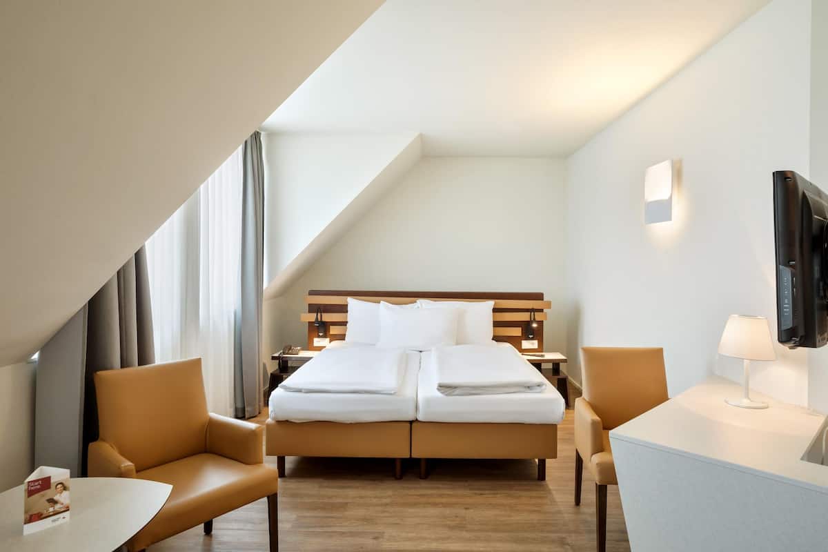 1 bedroom, minibar, in-room safe, desk