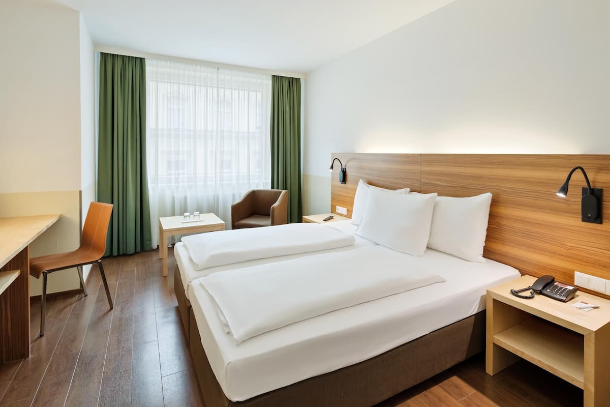 1 habitación, minibar, caja de seguridad en la habitación y escritorio