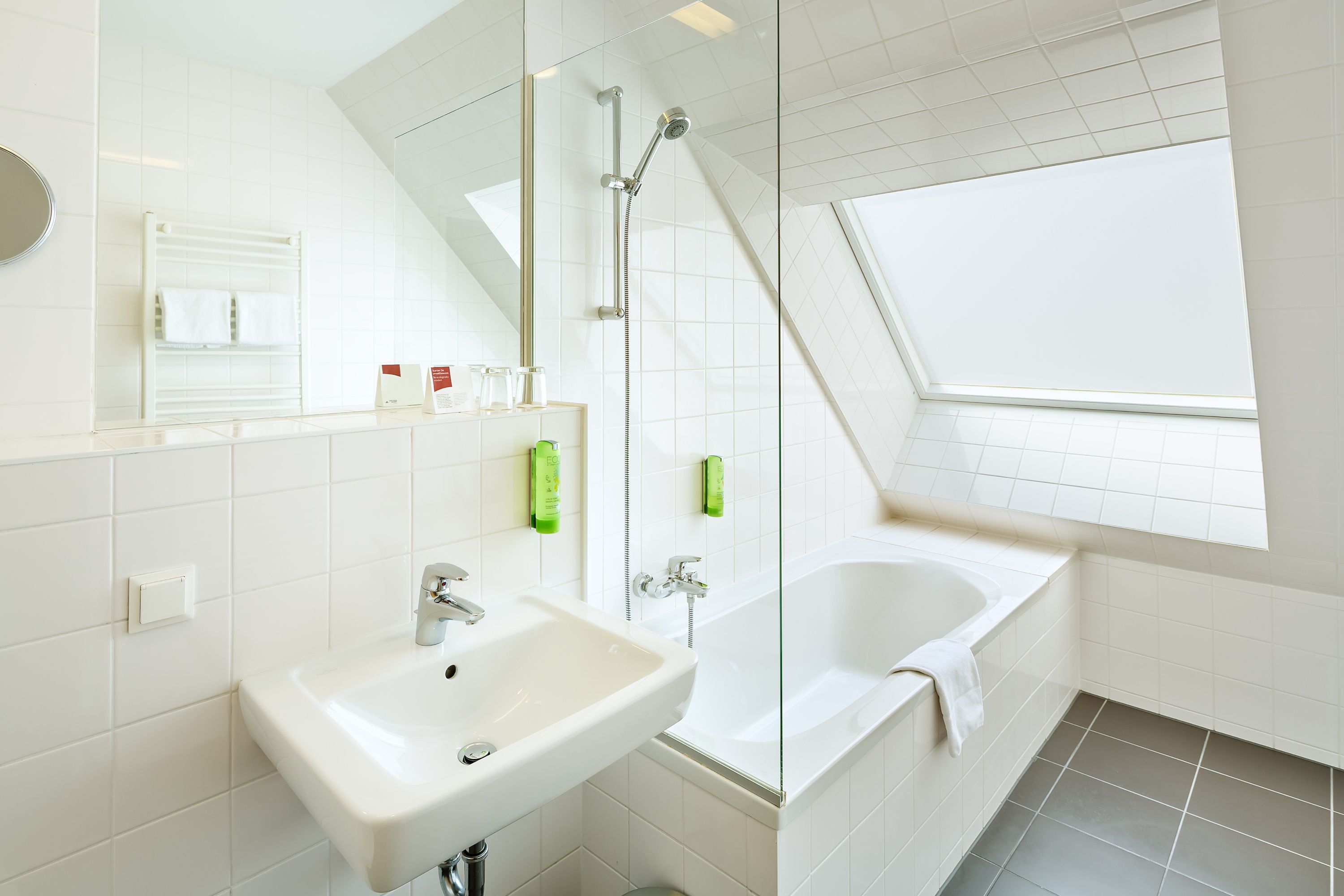 1 bedroom, minibar, in-room safe, desk