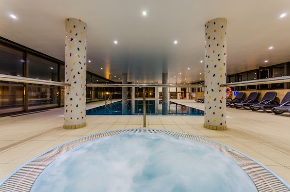 Sauna, spa, massage en profondeur, massage suédois, service de massage