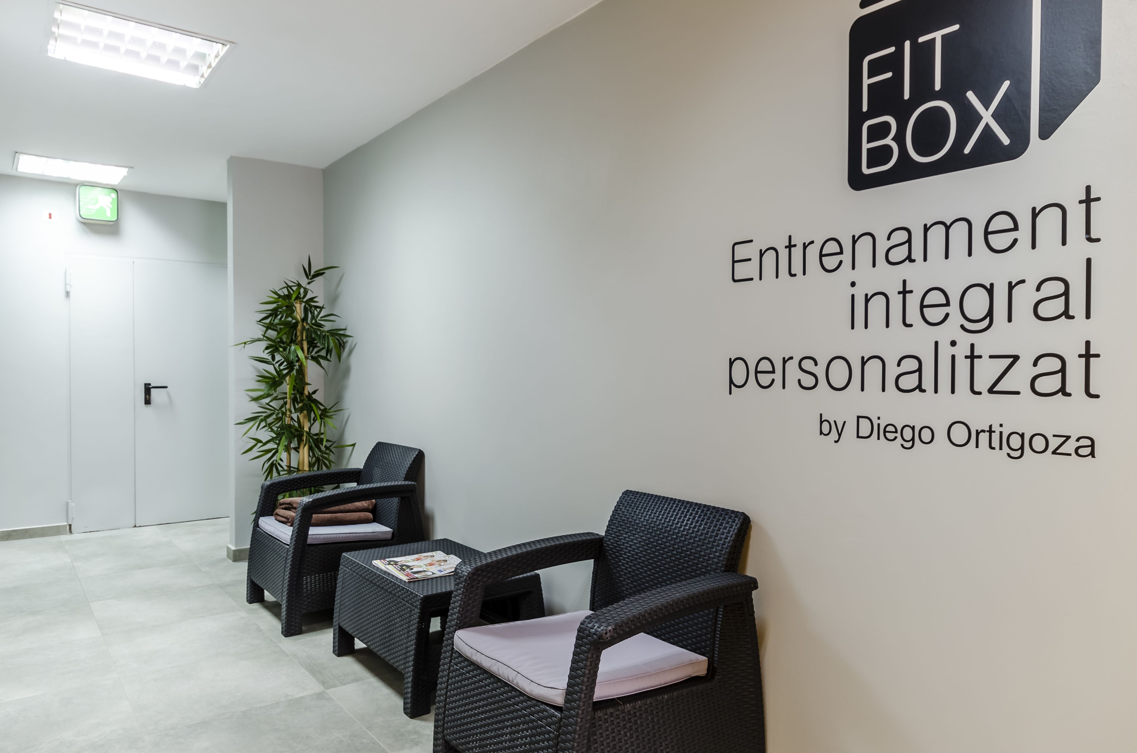 Een sauna, een bubbelbad, diepe bindweefselmassages, Zweedse massages