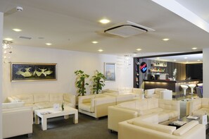 Lobby sitting area - Mim Hotel Istanbul (Istanbul)