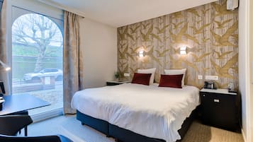 Literie de qualité supérieure, matelas Tempur-Pedic, minibar