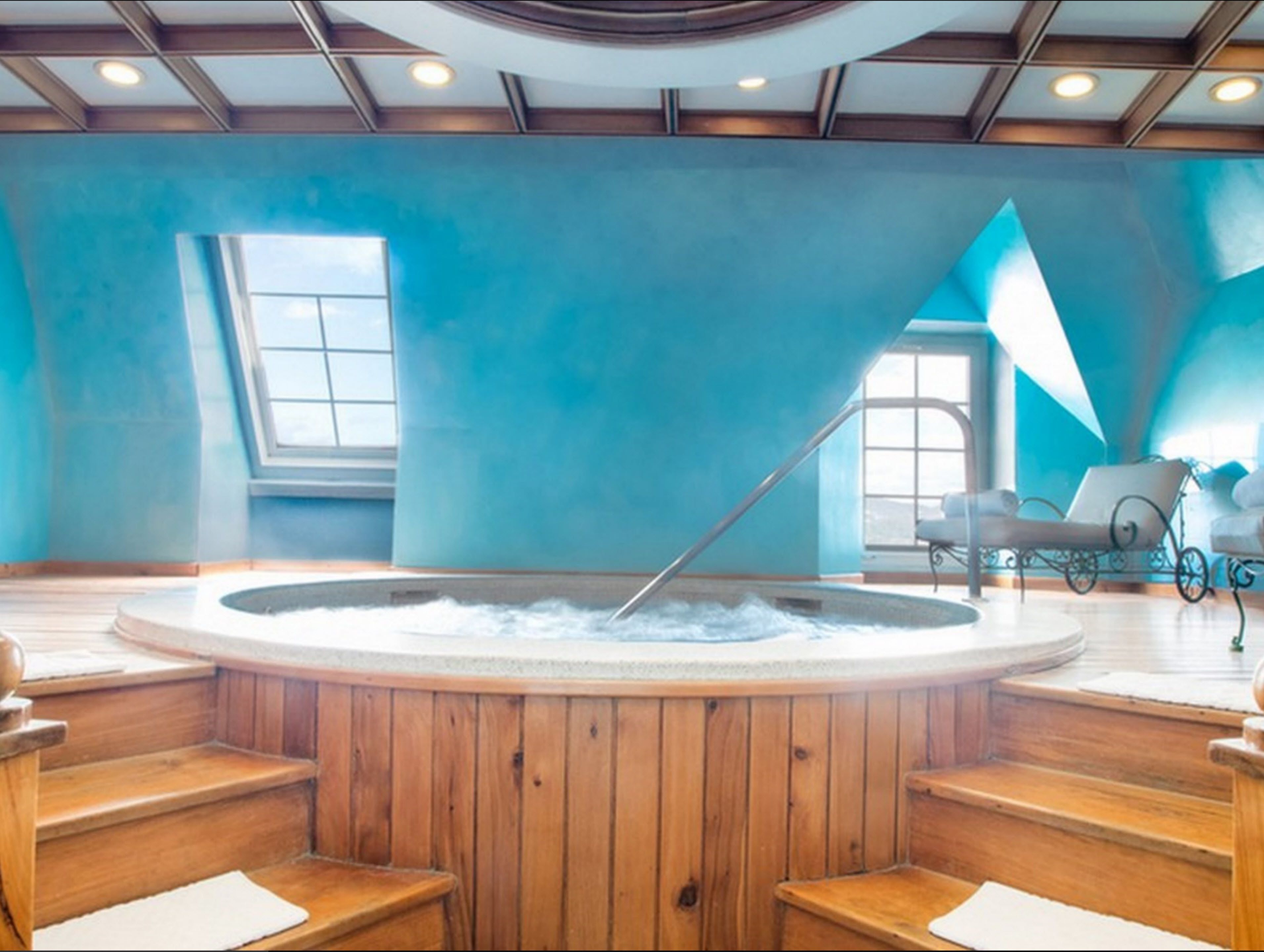 sauna, hot tub, steam room, aromatherapy, hot stone massages