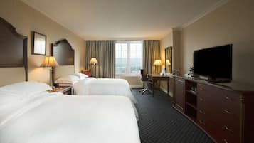 Premium bedding, in-room safe, desk, laptop workspace