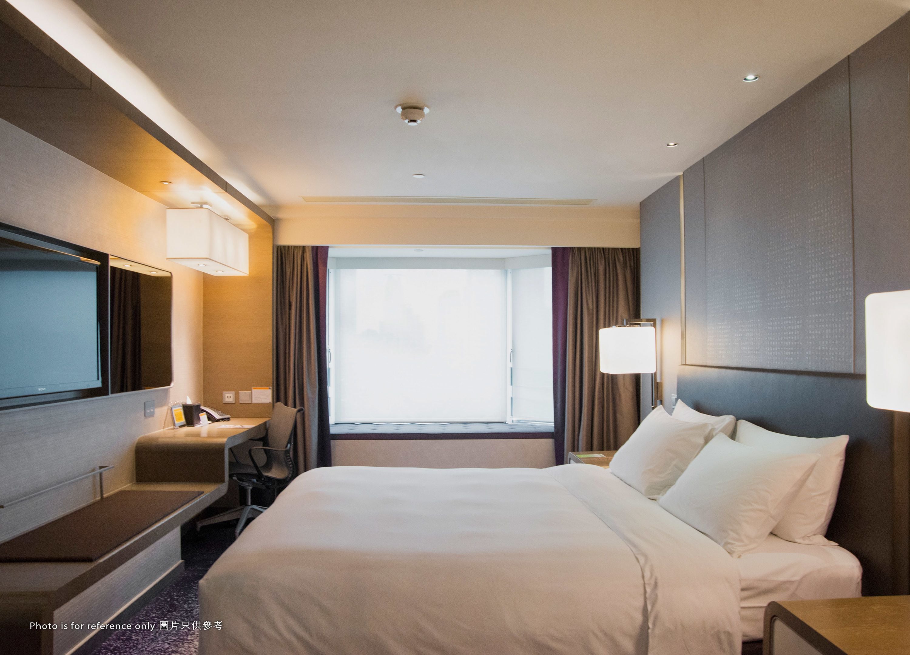 plaza suite | in-room safe, blackout curtains, free wifi, bed sheets