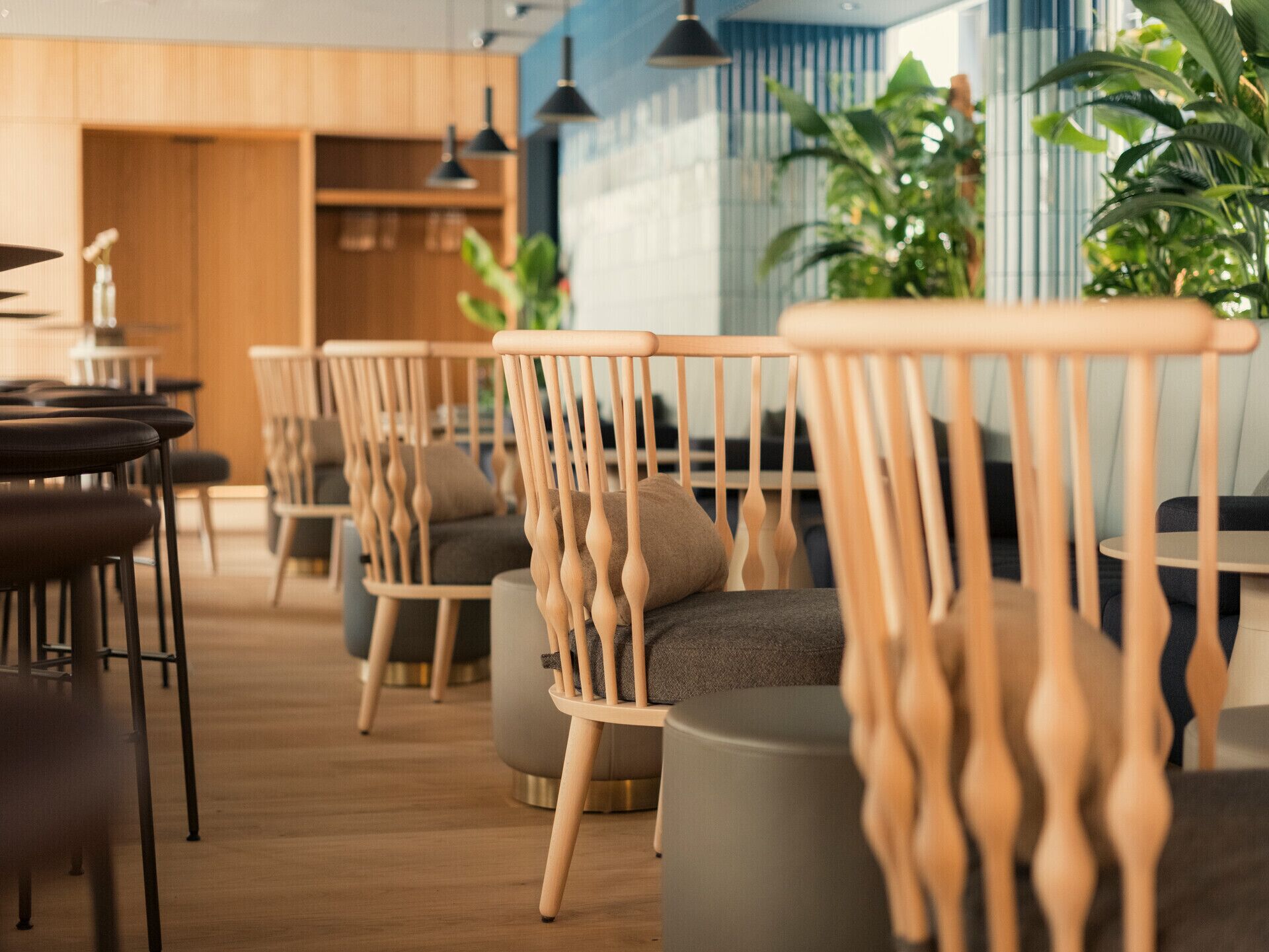 2 restaurants, lunch, dinner served; mediterranean cuisine