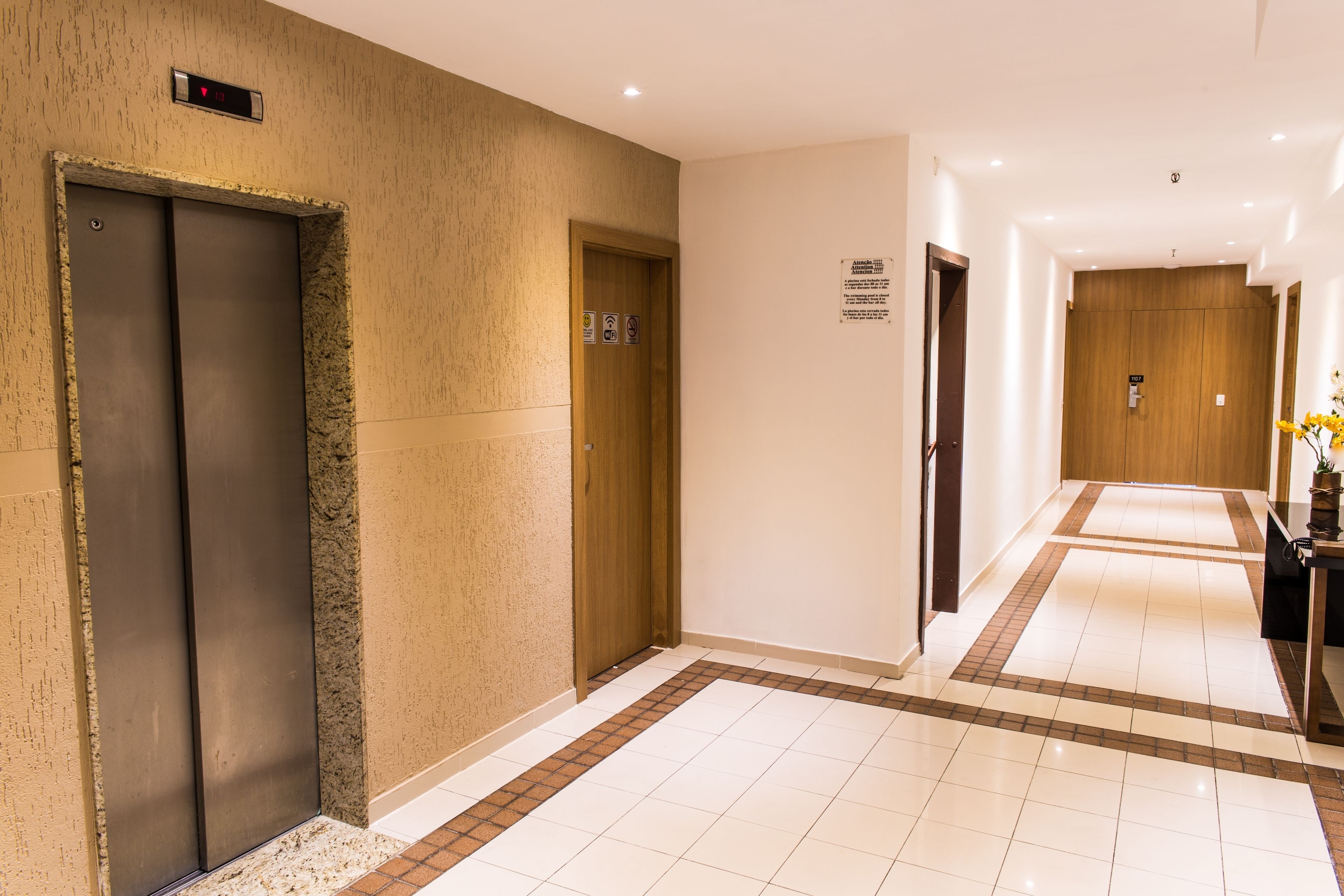 standard double room | hallway