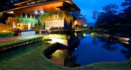 Hotel El Tucano Resort & Thermal Spa