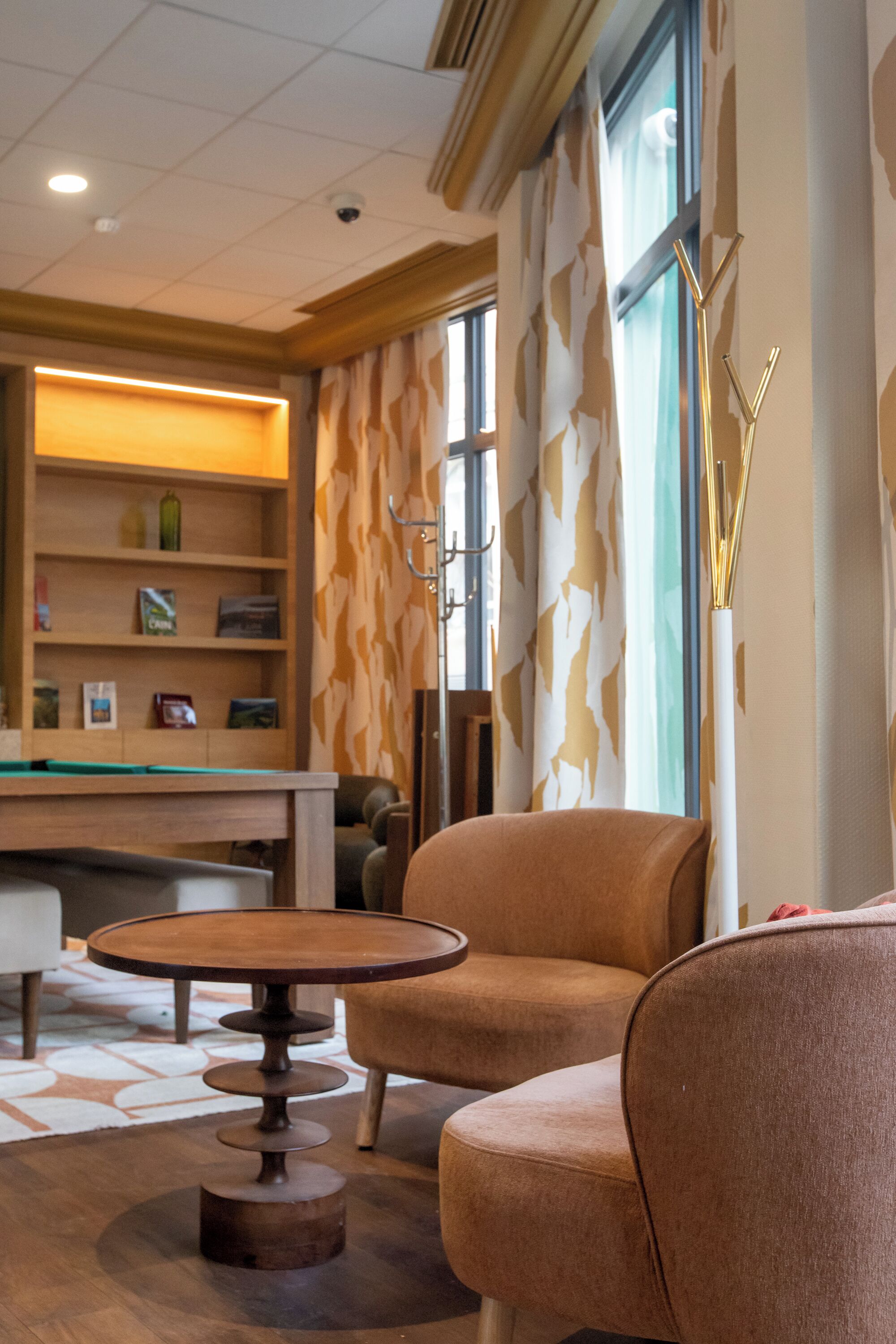 Kawasan tempat duduk lobi