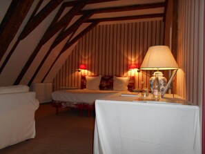 Pavillon Classic Room