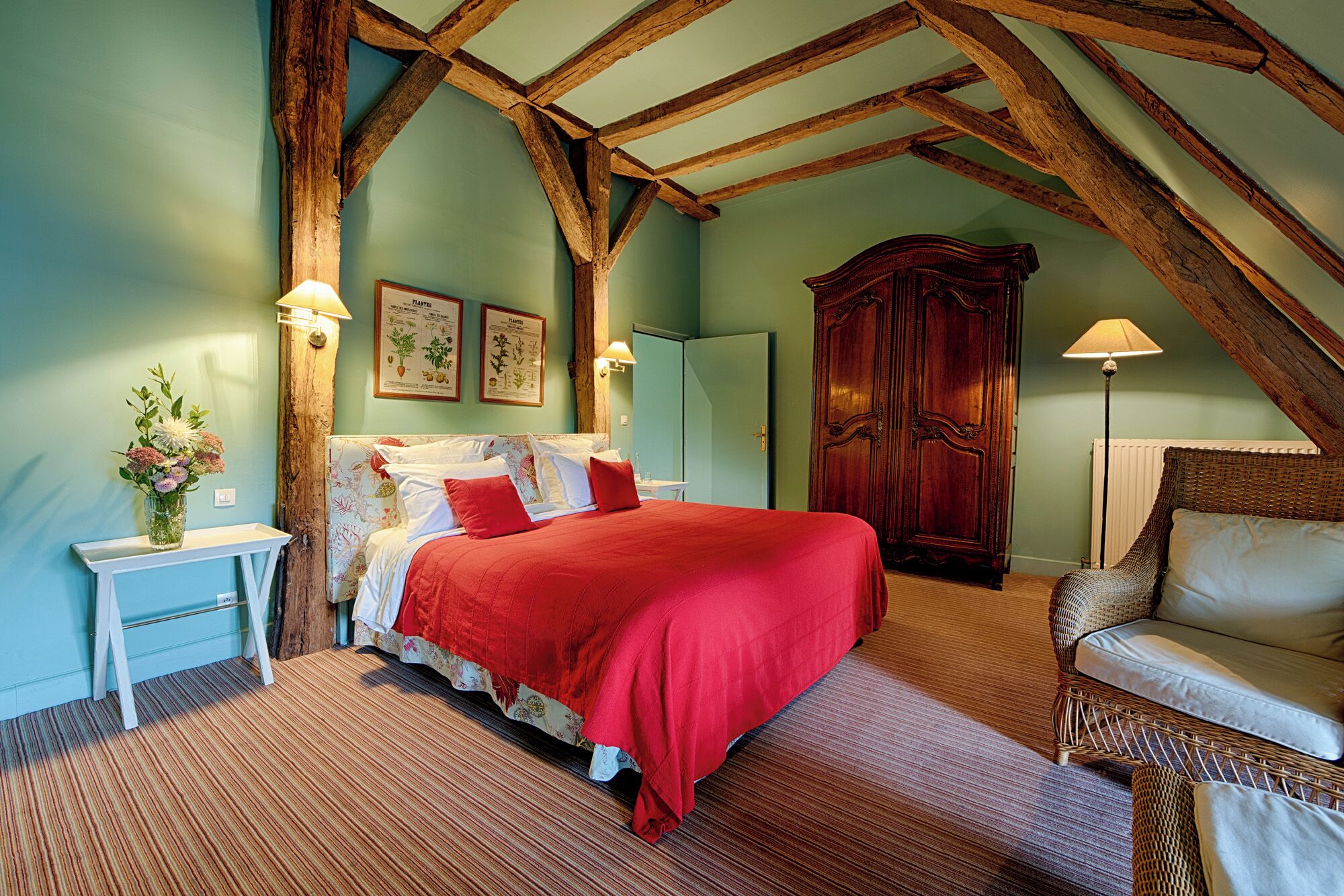 Standard-Apartment, 1 Schlafzimmer | Hochwertige Bettwaren, individuell dekoriert, Schreibtisch