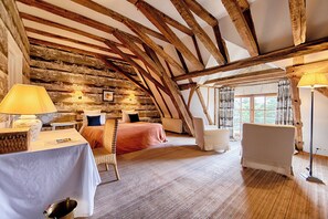 Pavillon Classic Room | Premium bedding, individually decorated, desk, soundproofing