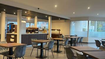 Daily buffet breakfast (EUR 11.95 per person)