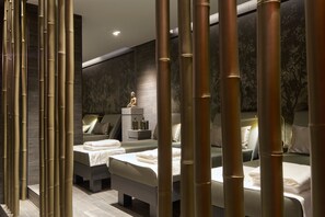 Espace de soins en plein air, sauna, bain à remous, hammam, hammam