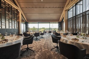 5 restaurants, dinner served - Der Öschberghof - Golf-Resort des Jahres (Donaueschingen)