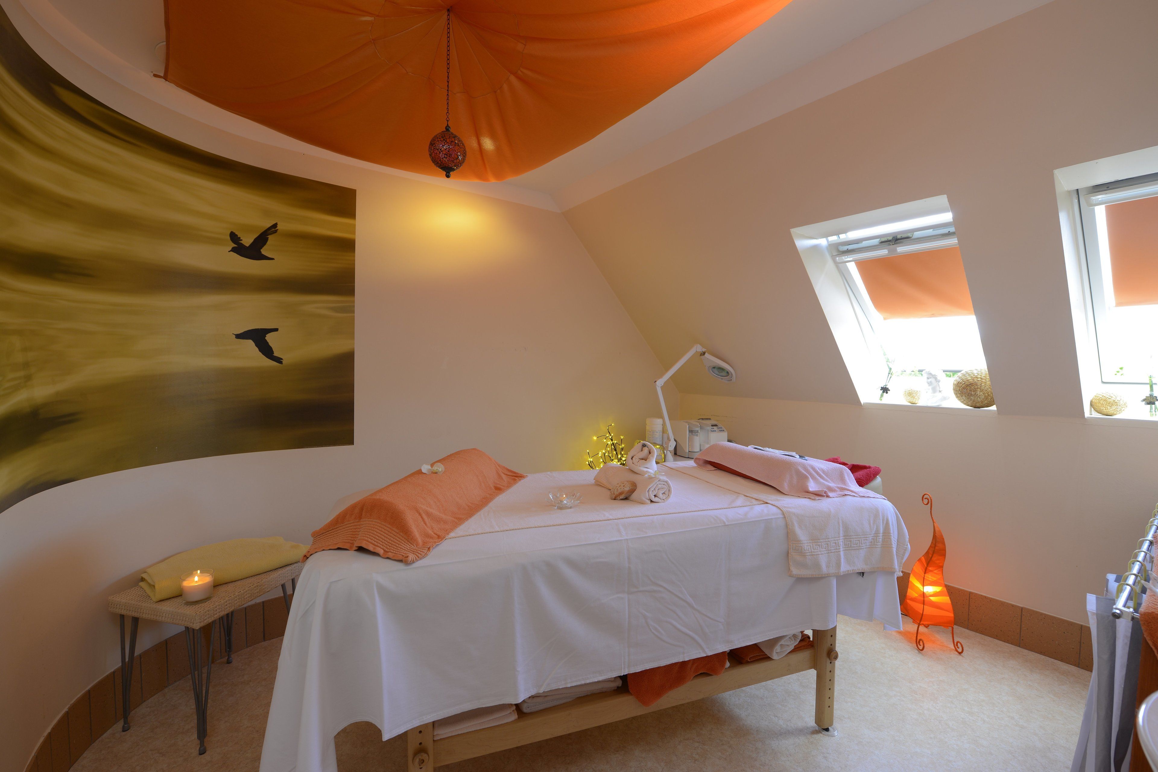 facials, 2 treatment rooms