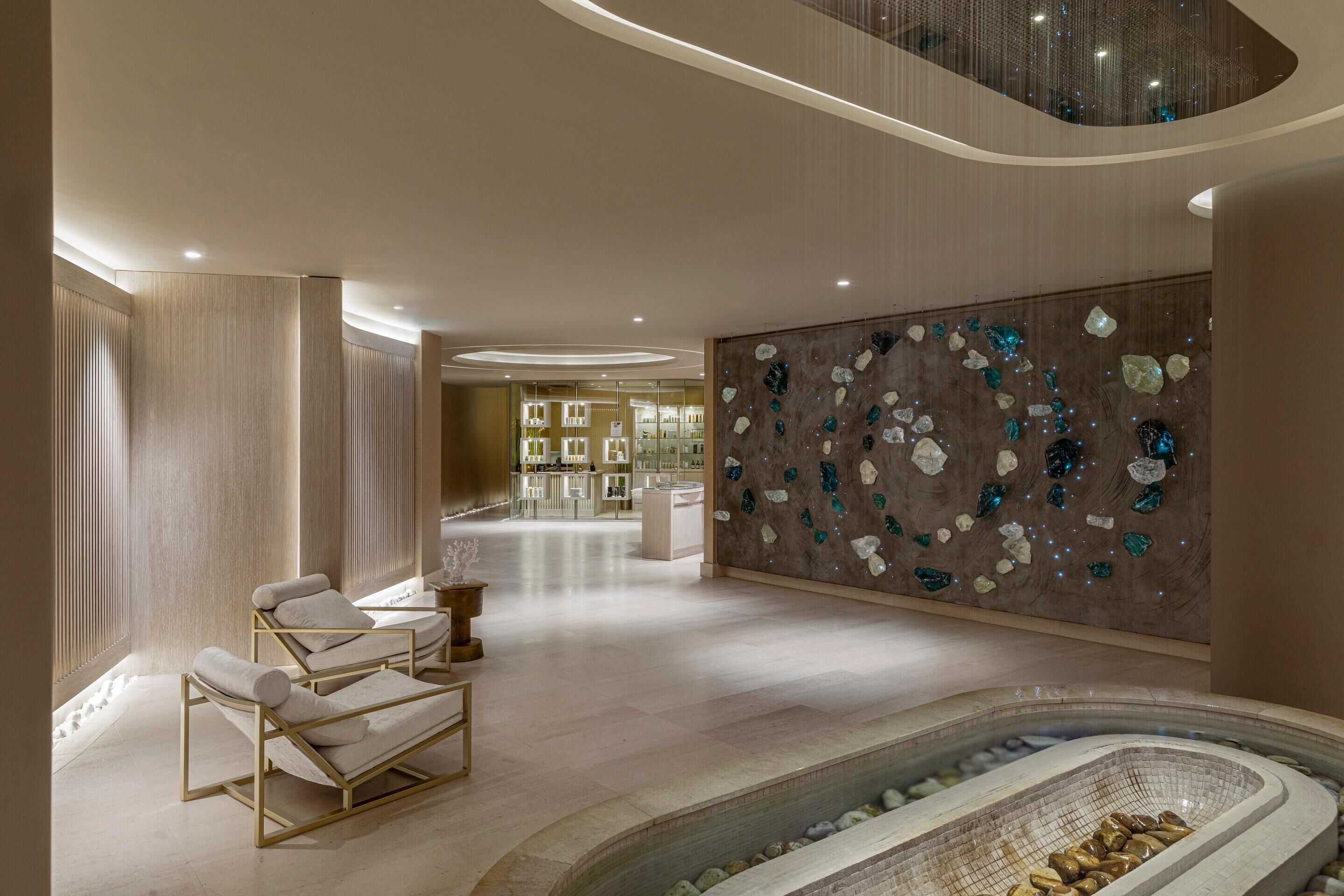 body treatments, hydrotherapy, aromatherapy, body wraps, body scrubs