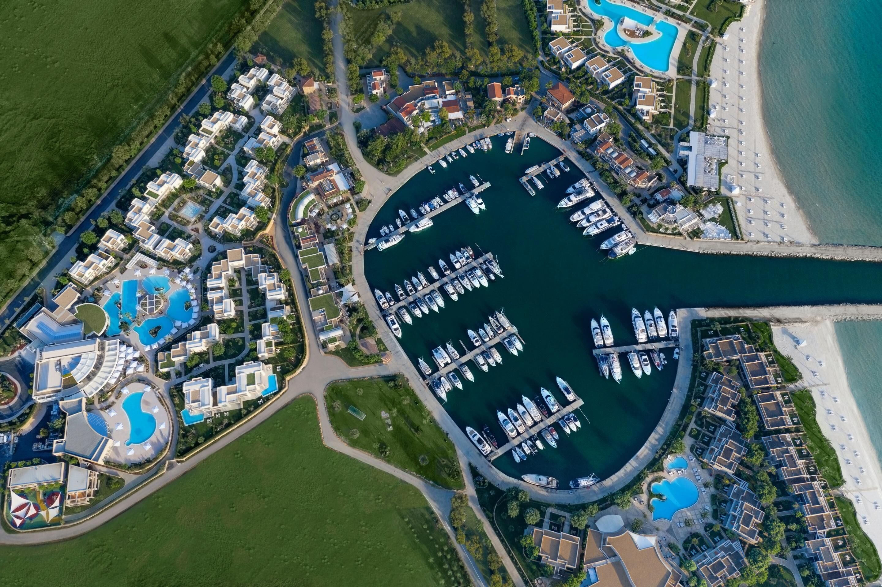 المنشأة من الخارج