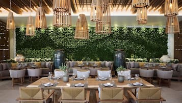 2 Restaurants, FrĂŒhstĂŒck