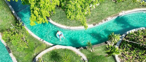 6 outdoor pools, open 7:00 AM to 9:00 PM, free cabanas, pool umbrellas