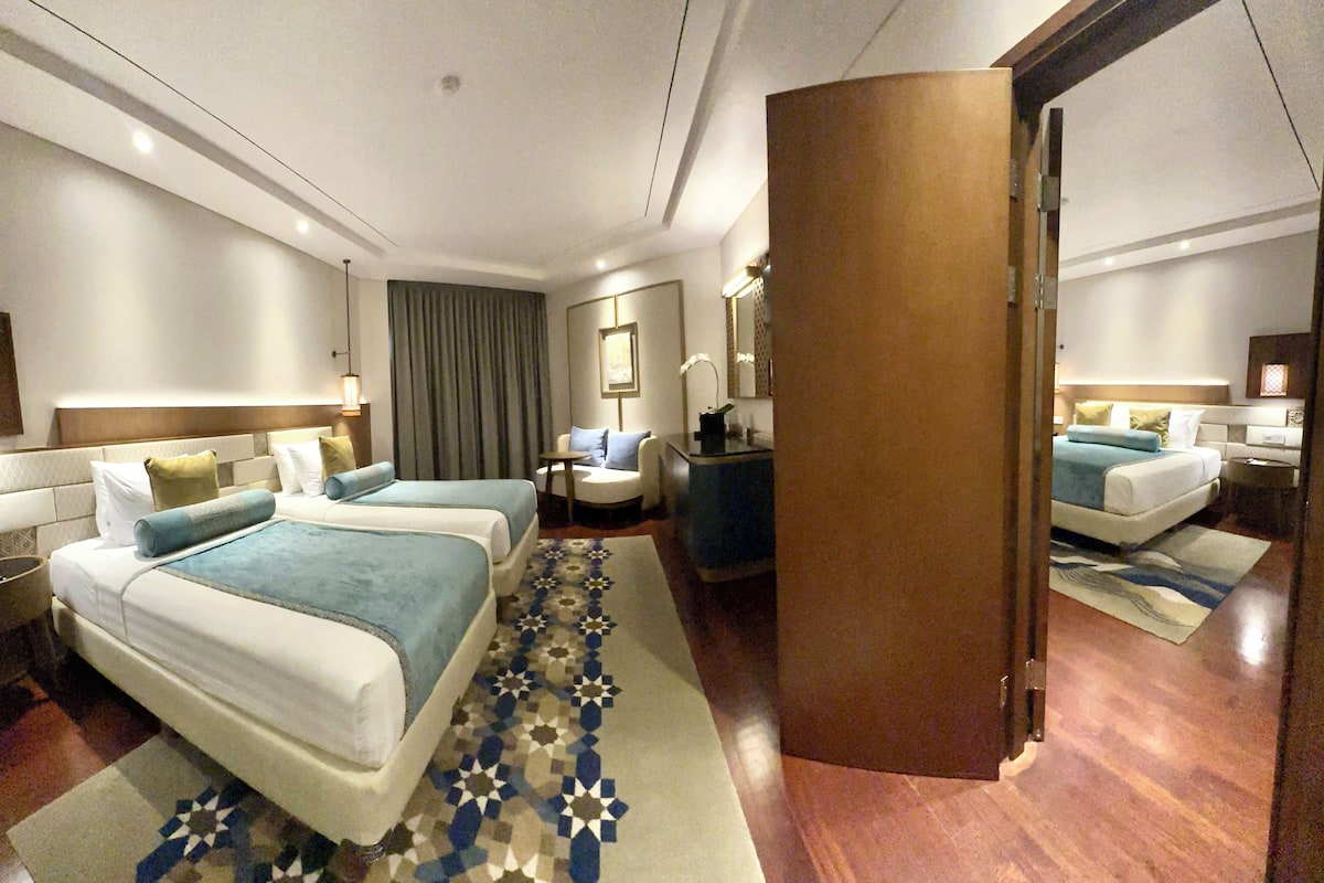 1 bedroom, premium bedding, down comforters, minibar