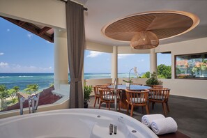 Apartment, 2 Bedrooms, Ocean View | Living room
