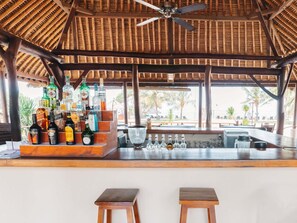 Bar (on property) - Novotel Lombok Resort and Villas (Kuta)