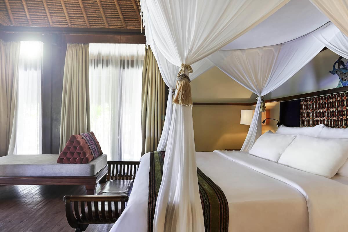 Deluxe-Villa, 1 King-Bett (Shared Pool)