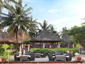 Breakfast, lunch, dinner served; Regional cuisine, beach views  - Novotel Lombok Resort and Villas (Kuta)