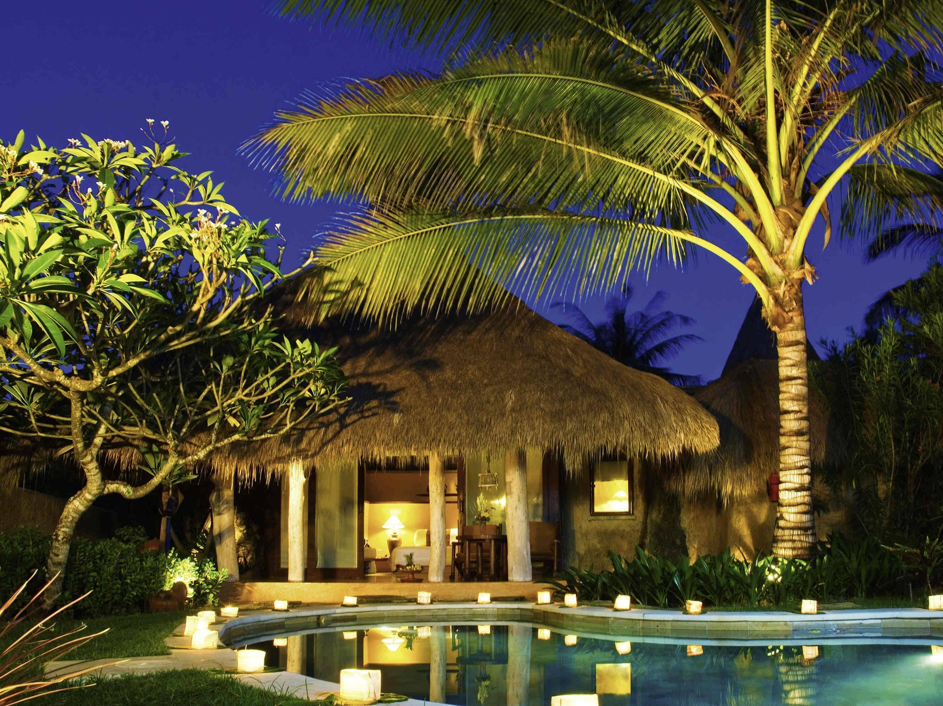 Villa Deluxe, 1 habitación, alberca privada | Minibar, caja de seguridad en la habitación y escritorio 