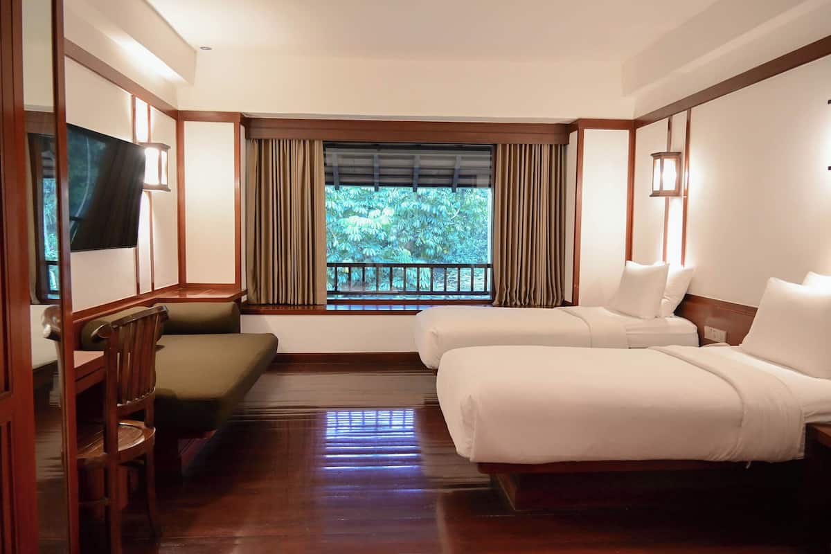 Phòng phong cách cổ điển, 2 giường đơn | 1 phòng ngủ, két bảo mật tại phòng, bàn, màn/rèm cản sáng