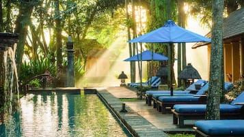 Outdoor pool, open 8:00 AM to 5:00 PM, pool umbrellas, sun loungers