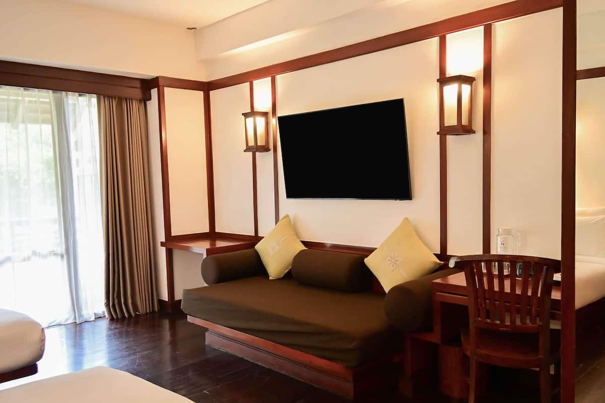Chambre Supérieure, 2 lits une place, balcon
