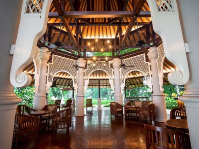 Novotel Bogor Golf Resort & Convention Center