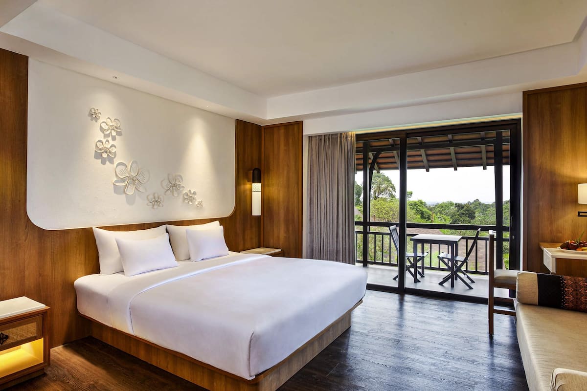 Kamar Superior, 2 Tempat Tidur Twin | Brankas, meja kerja, tirai kedap cahaya, dan setrika/meja setrika