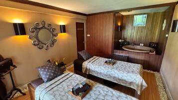 Couples treatment rooms, aromatherapy, body scrubs, facials